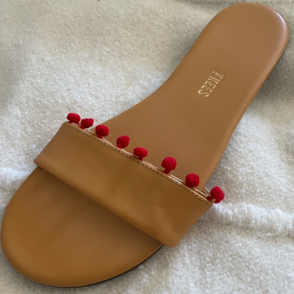 Tkees | Beige/Tan Pom Pom Sandals
